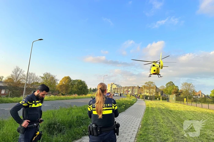 Persoon belandt onderaan dijk bij ongeval