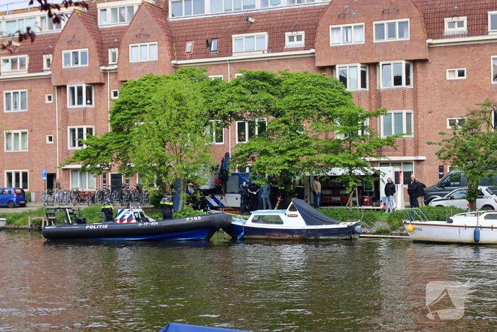 Overleden persoon aangetroffen in water
