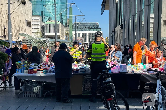 Meerdere (nep)wapens in beslag genomen tijdens Koningsdag