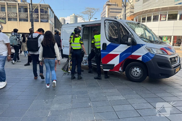 Meerdere (nep)wapens in beslag genomen tijdens Koningsdag