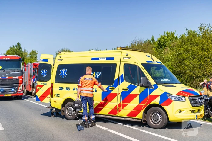 Motorrijder zwaargewond bij ongeval