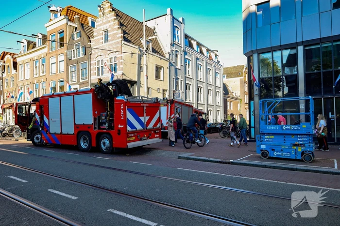 Grote brand in portiekwoning