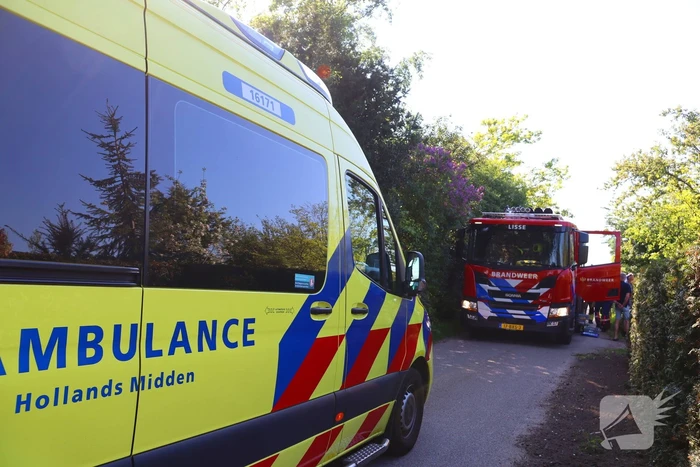 Man komt vast te zitten met voet in vlonder