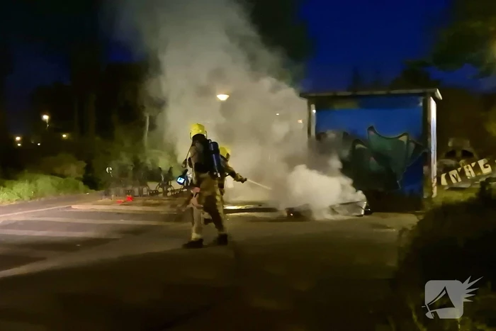 Dixi gaat in vlammen op