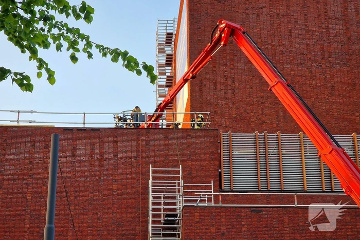 Brandweer ingezet voor brand op een theatergebouw