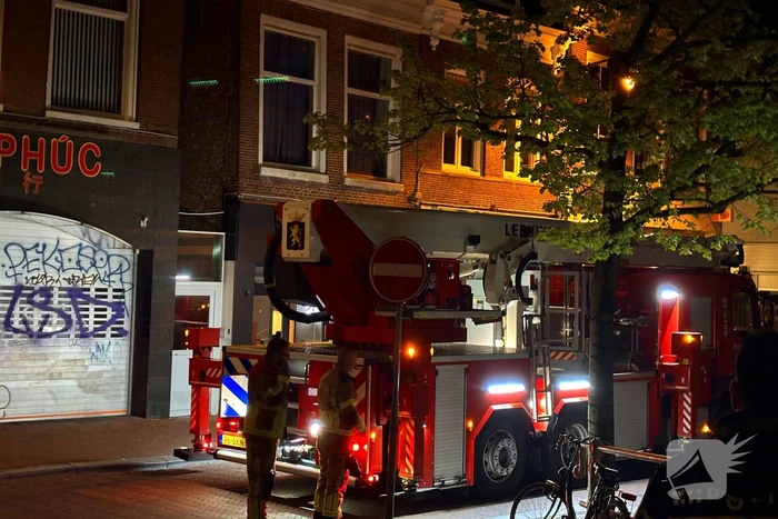 Brandweer en bewoners slagen er niet in kat te redden