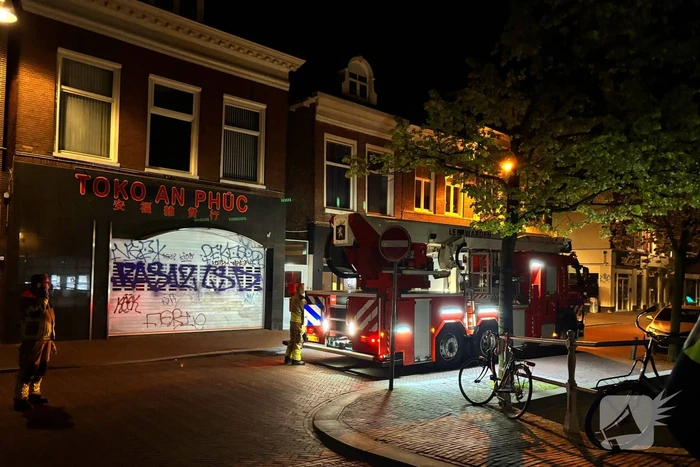 Brandweer en bewoners slagen er niet in kat te redden