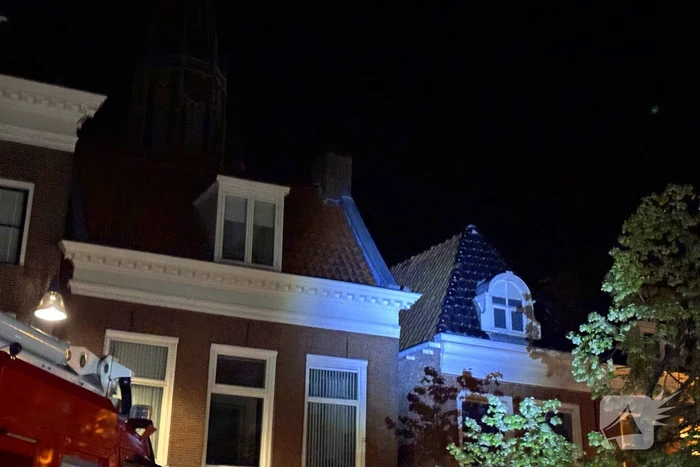 Brandweer en bewoners slagen er niet in kat te redden