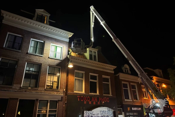 Brandweer en bewoners slagen er niet in kat te redden