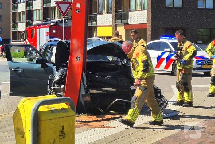 Bestuurder mogelijk onwel bij ongeluk