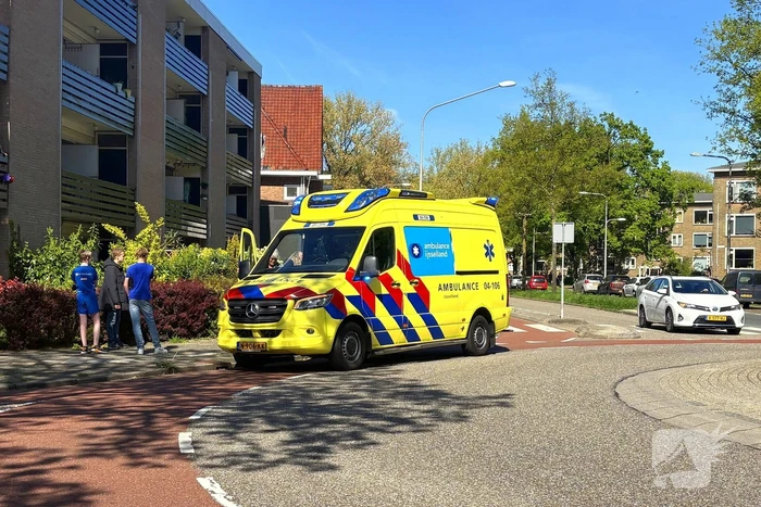 Scootmobieler in botsing met auto