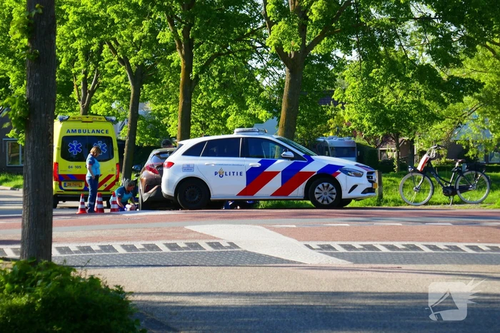Barst in voorruit na botsing met e-biker