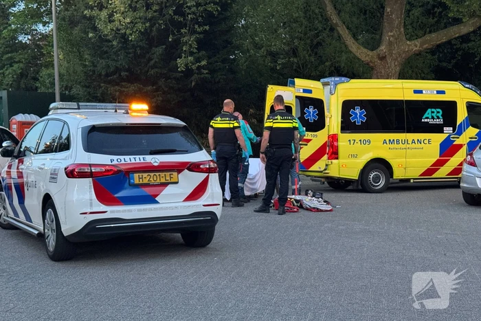 Scooterrijder in botsing op kruising