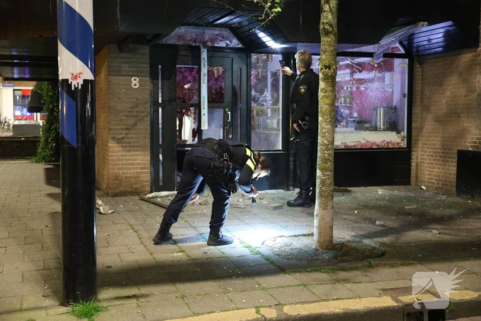 Hevige explosie veroorzaakt schade aan restaurant