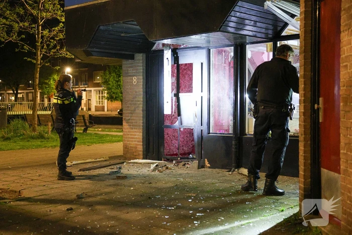 Hevige explosie veroorzaakt schade aan restaurant