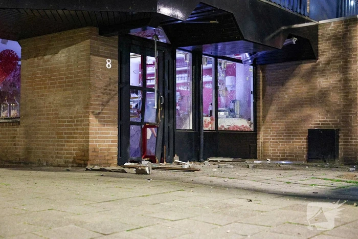 Hevige explosie veroorzaakt schade aan restaurant