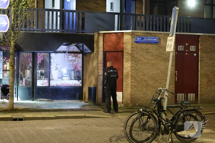 Hevige explosie veroorzaakt schade aan restaurant