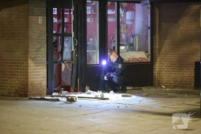 Hevige explosie veroorzaakt schade aan restaurant