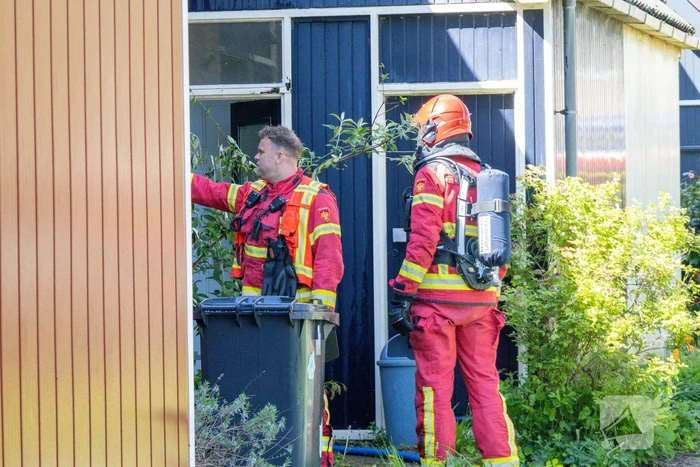 Brandweer redt cavia's uit brandende woning
