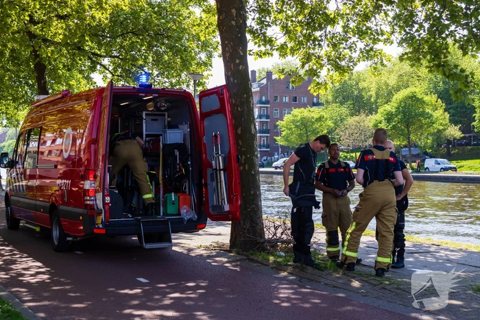 Hulpdiensten ingezet na melding persoon te water