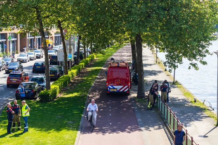 Hulpdiensten ingezet na melding persoon te water