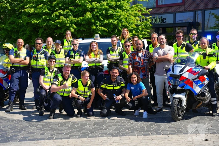 Tientallen jongeren op de vlucht voor politie