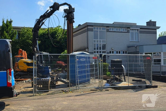 Brandweer verricht metingen vanwege gaslekkage, woning ontruimd