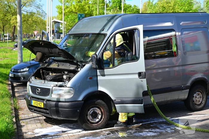 DHL-medewerker voorkomt erger bij brand