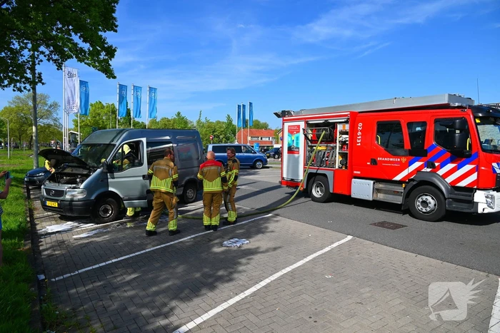 DHL-medewerker voorkomt erger bij brand