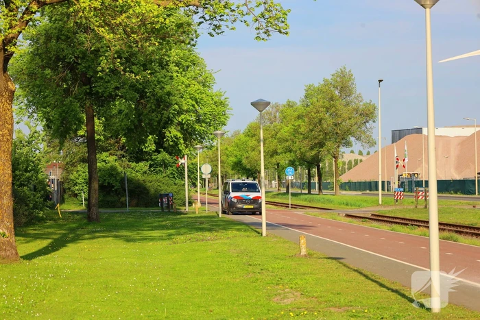 Persoon gered uit silo met beton