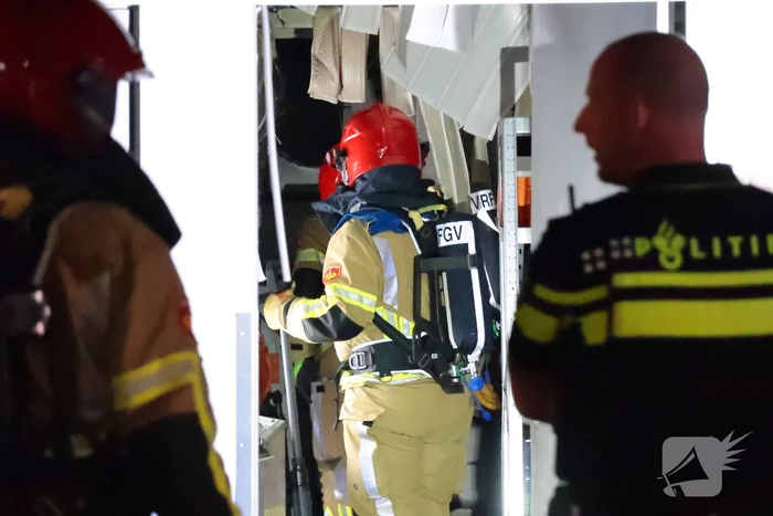 Politie doet onderzoek naar brand