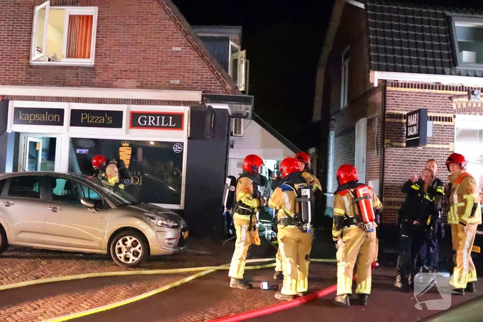 Politie doet onderzoek naar brand