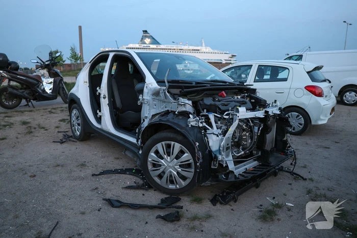 Auto van huurbedrijf aangetroffen