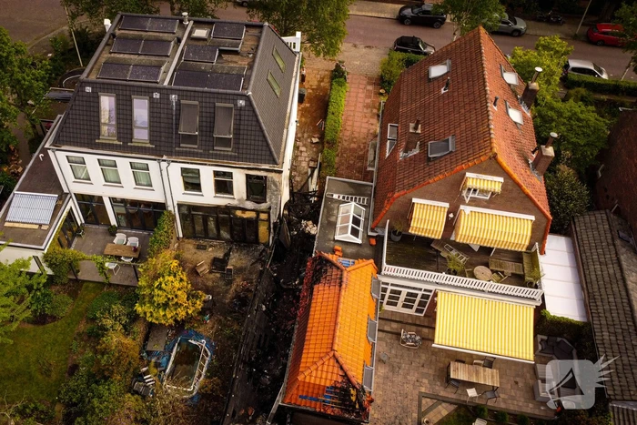 Schade bij daglicht goed te zien na grote nachtelijke brand