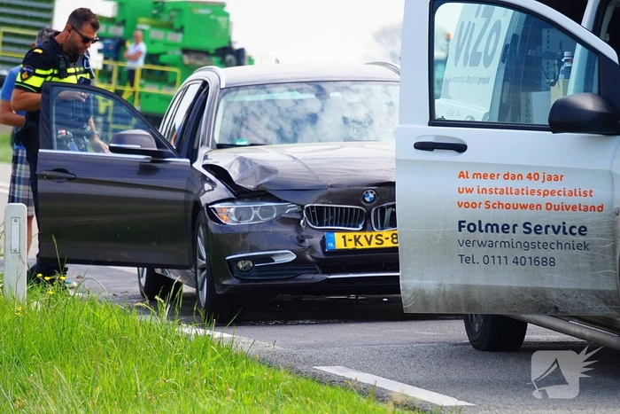 Twee automobilisten op elkaar gebotst