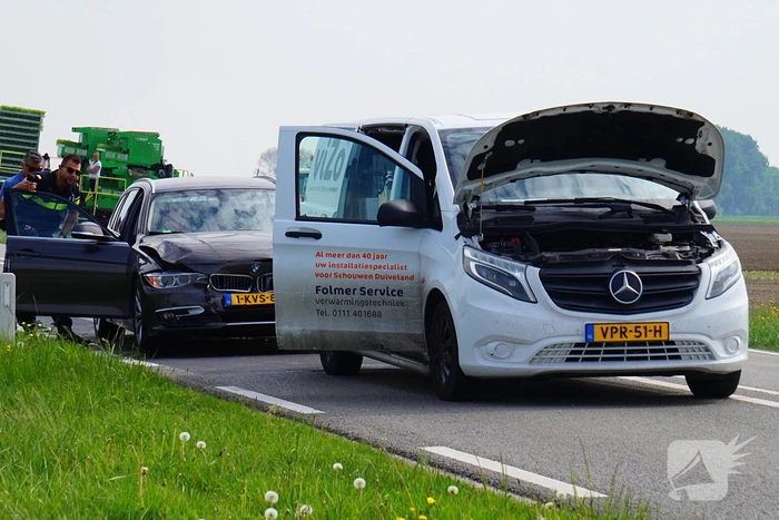Twee automobilisten op elkaar gebotst