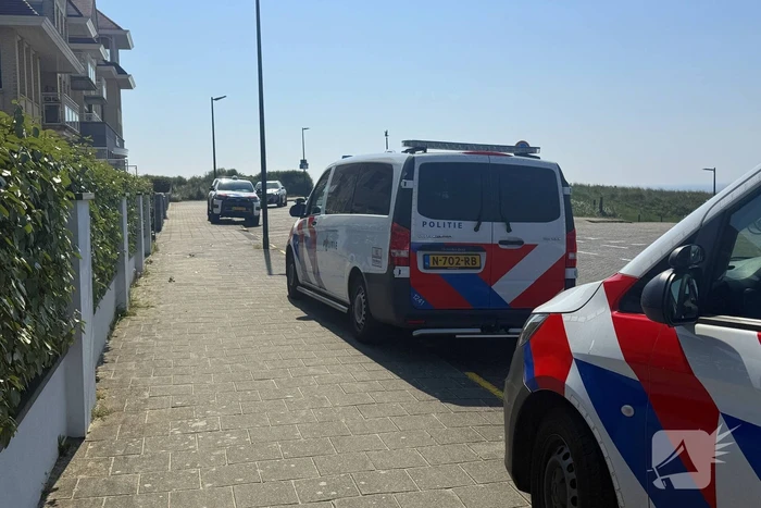 Zoekactie naar vermiste persoon op strand