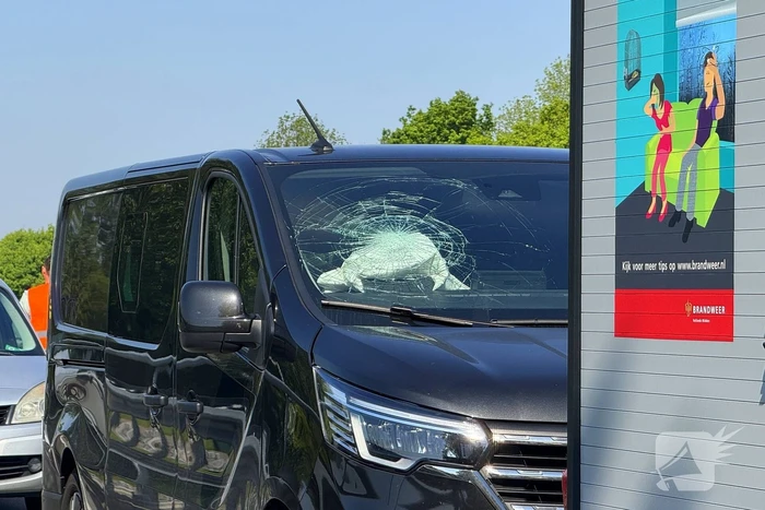 Ongeval met drie voertuigen