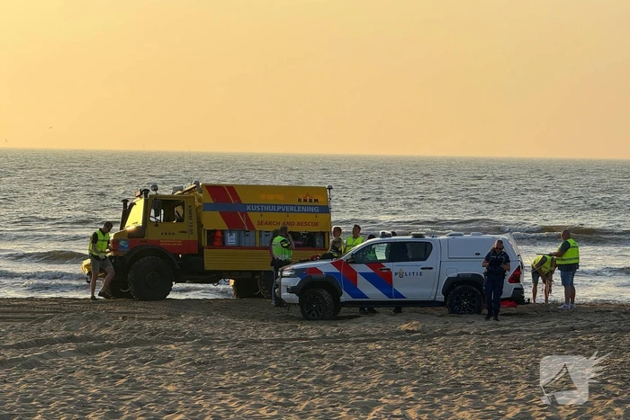 Vermiste overleden aangetroffen op strand