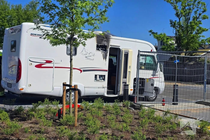 Brandweerinzet na camperbrand