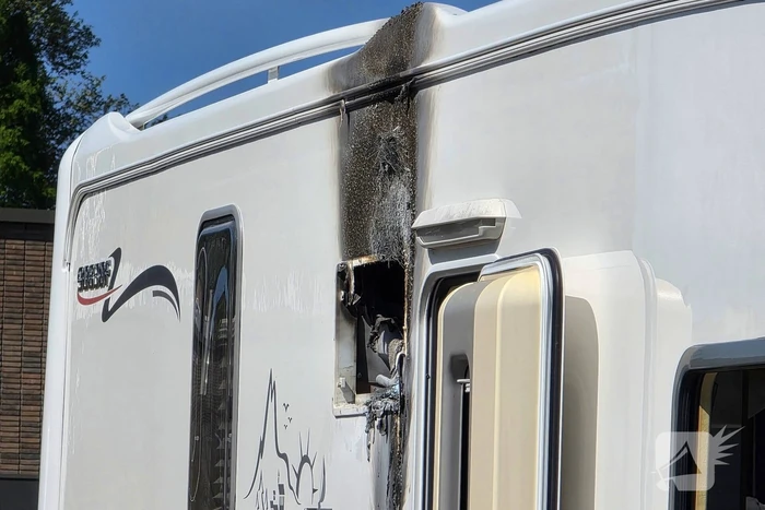 Brandweerinzet na camperbrand