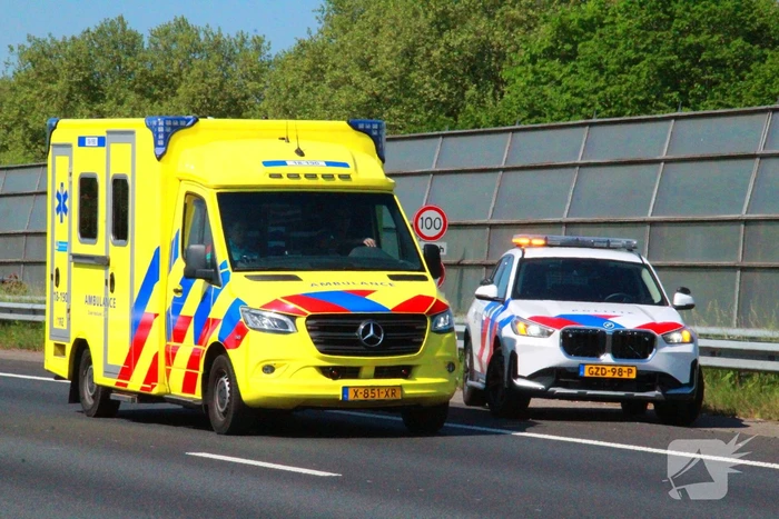Kop-staart aanrijding op snelweg