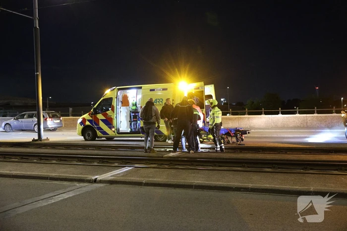 Motorrijder gewond bij eenzijdig ongeval
