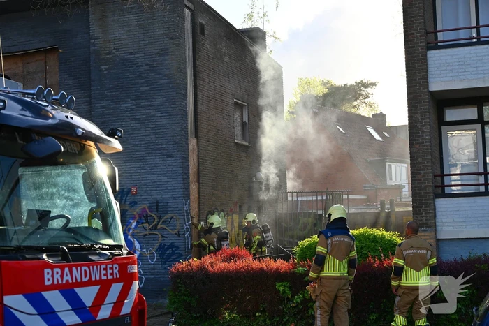 Rookontwikkeling bij brand in slooppand