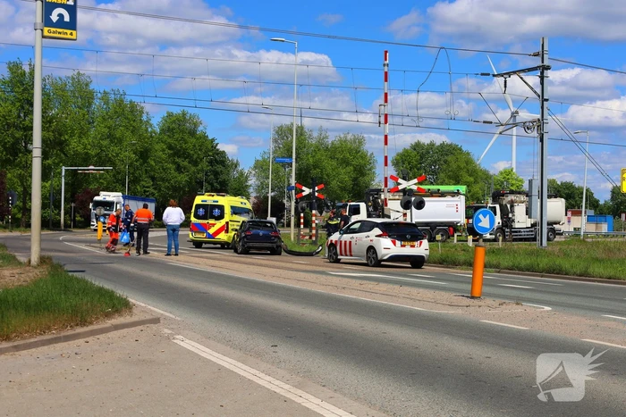 Spoor gestremd door aanrijding tussen personenauto en vrachtwagen