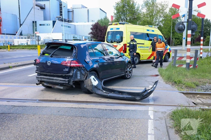 Spoor gestremd door aanrijding tussen personenauto en vrachtwagen