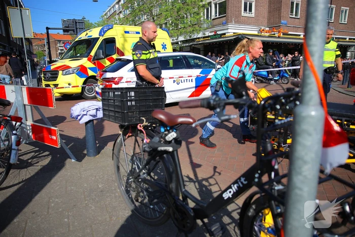Dame geschept door automobilist
