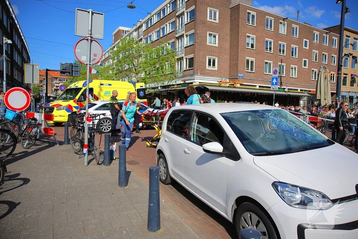Dame geschept door automobilist