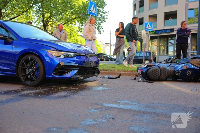 Motorrijder gewond bij botsing, automobilist mee naar bureau