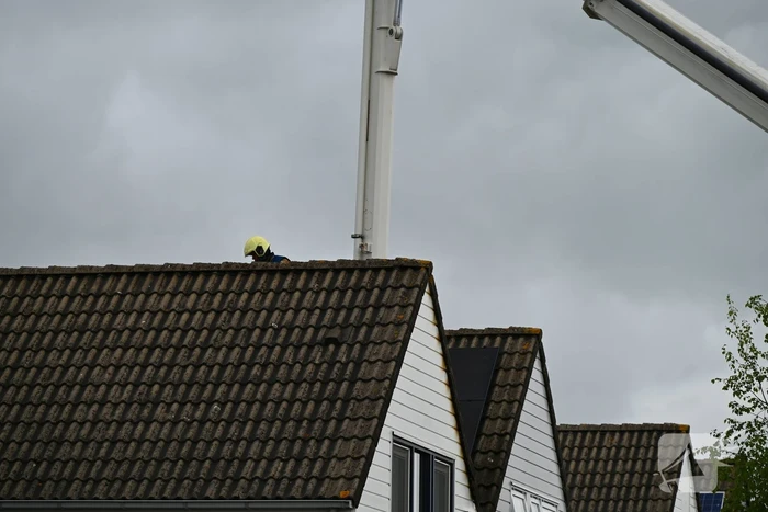 Brandweer groots ingezet bij grote brand in woning